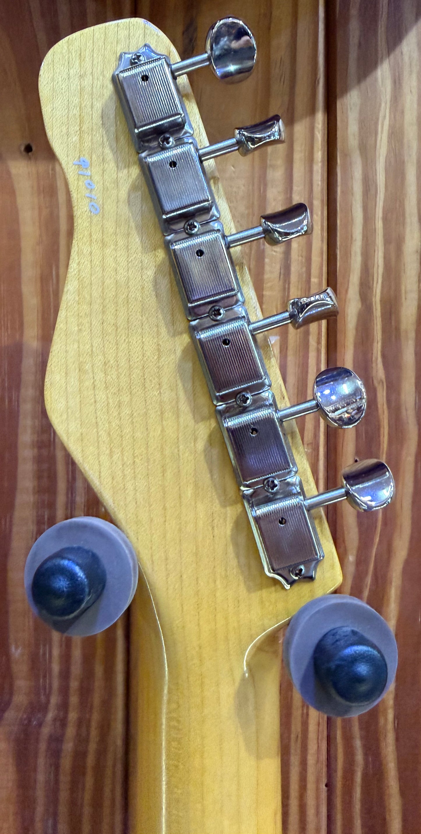 Chihoe Hahn 2010 S-Style 229 Handmade Electric Guitar - Pre-Loved