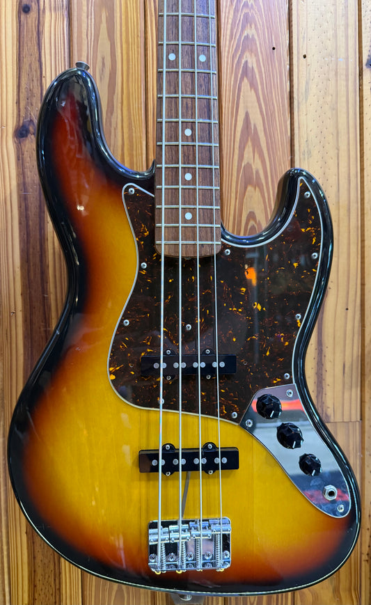 Fender Made in Japan '62 Reissue Fretless Jazz Bass - 3-Tone Sunburst - Pre-Loved