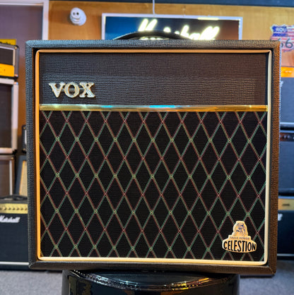 Vox Cambridge 15 Modelling Guitar Amplifier - Pre-Loved