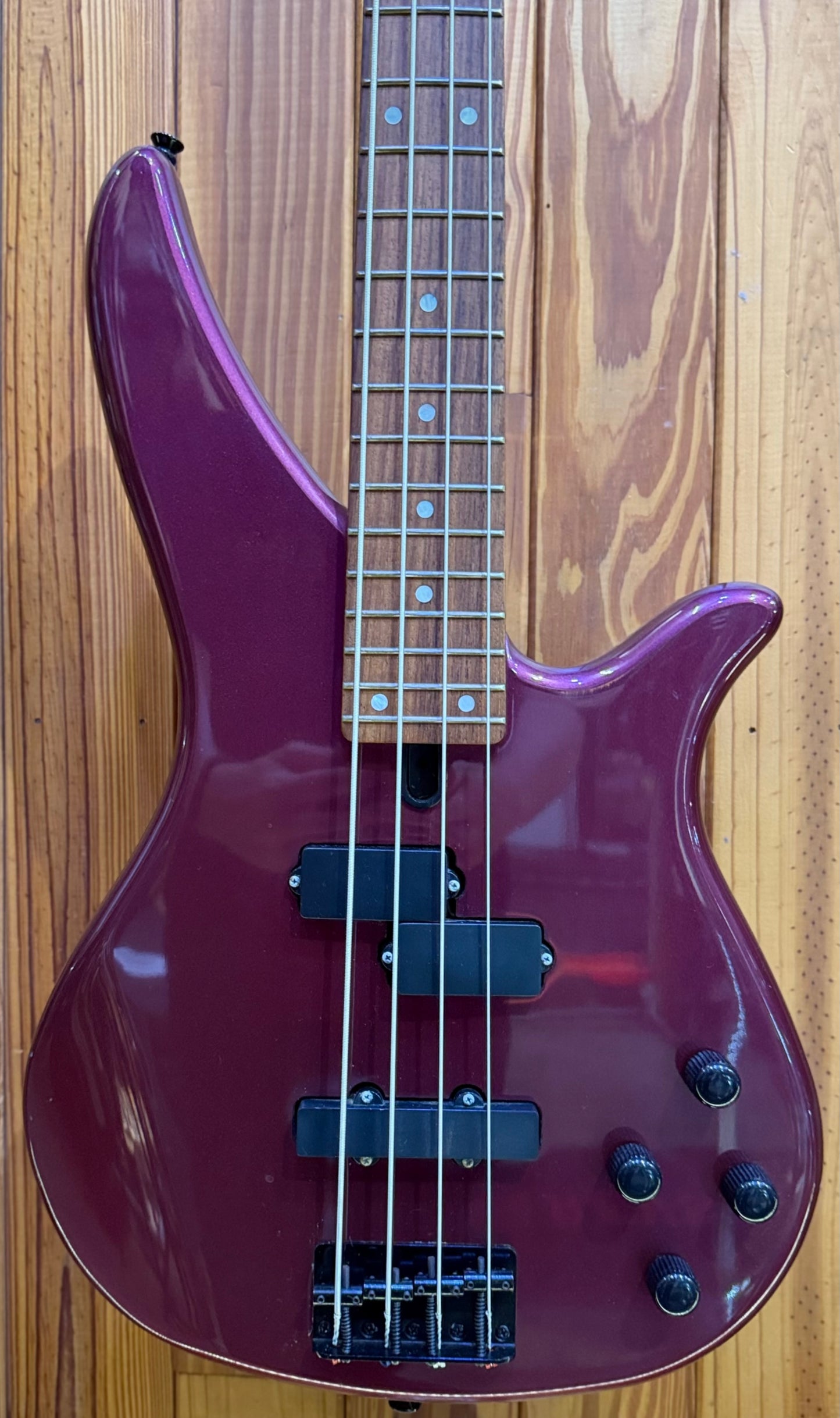 Yamaha RBX370a - 4 String Bass - Burgundy - Pre-Loved