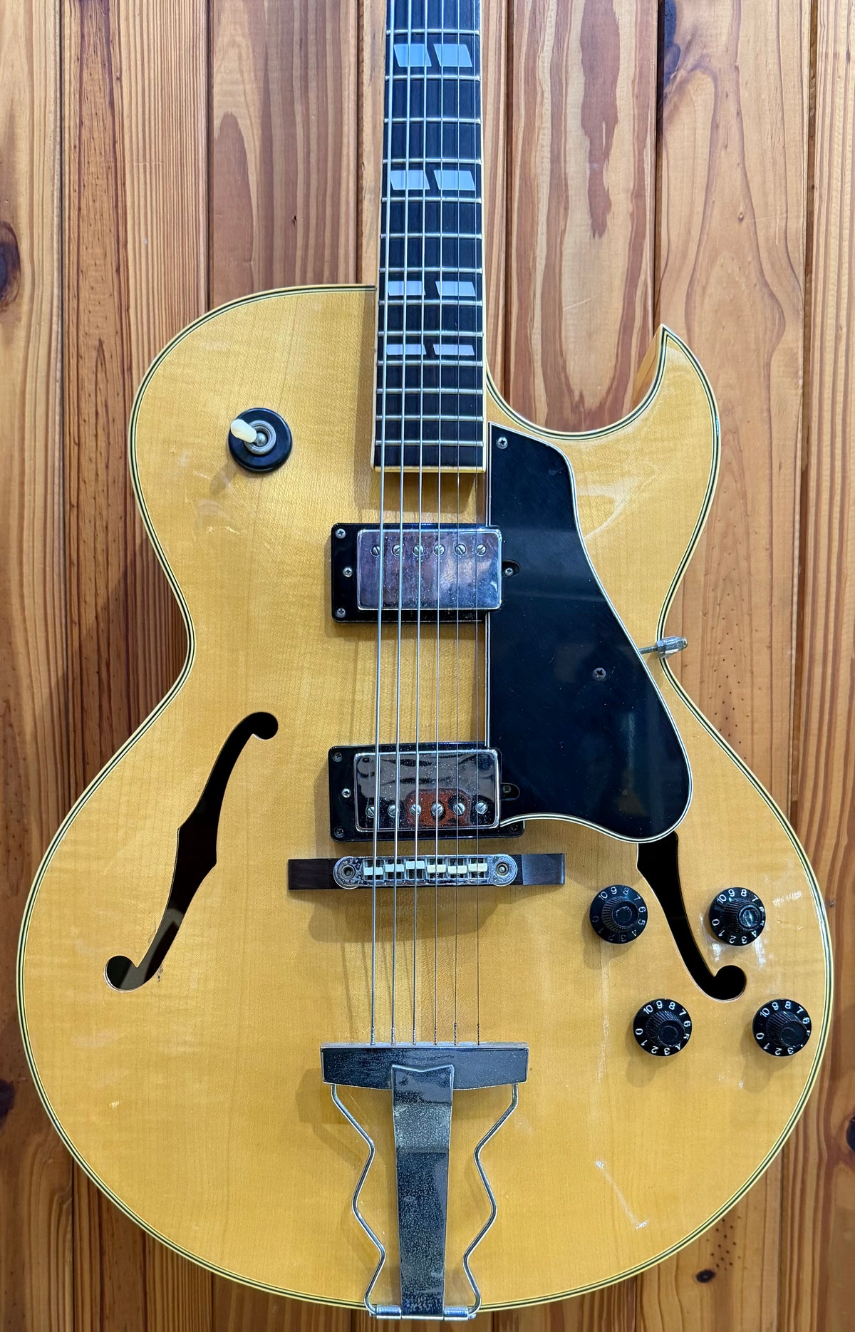 Greco N-60 Archtop Electric Guitar - Pre-Loved