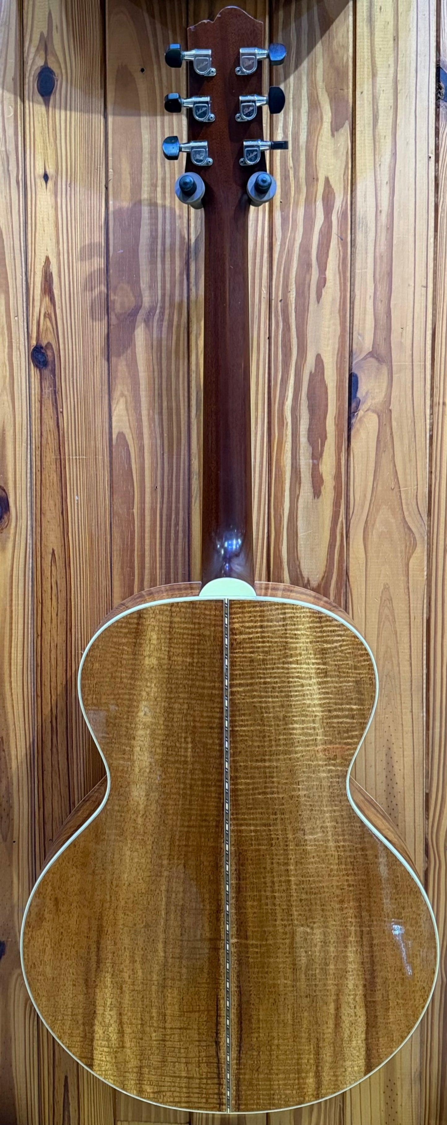 Santa Cruz F Model - Acoustic Guitar - European Spruce / Flamed Maple - Pre-Loved