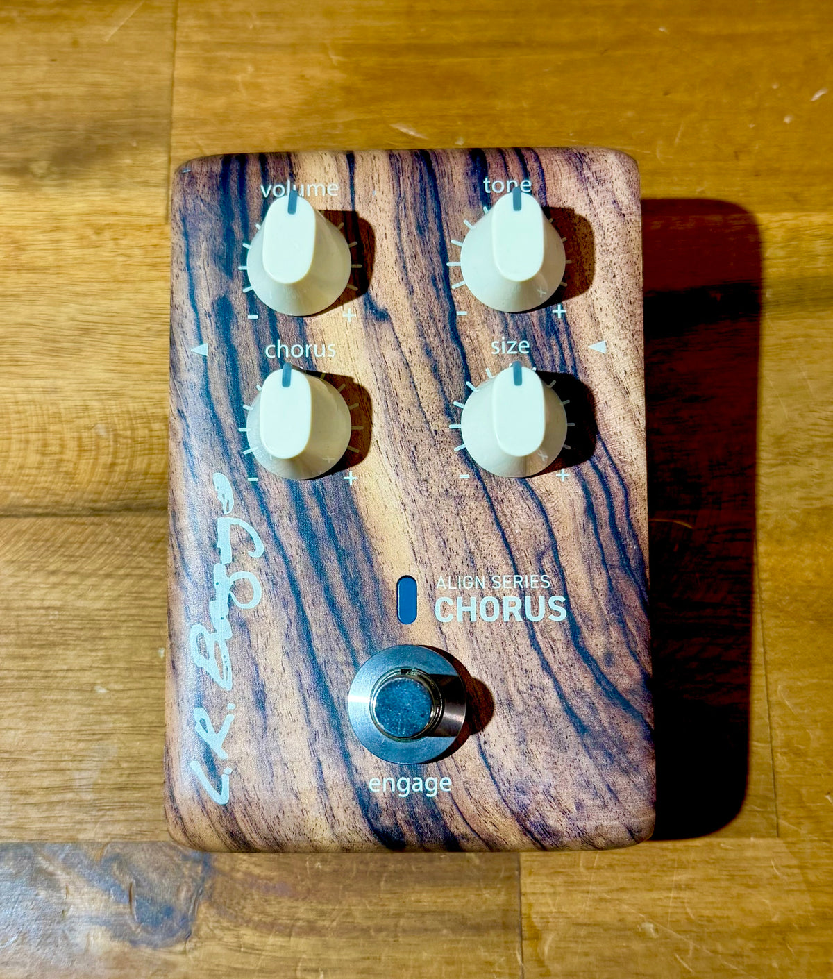LR Baggs Align Series Chorus Pedal - Pre-Loved