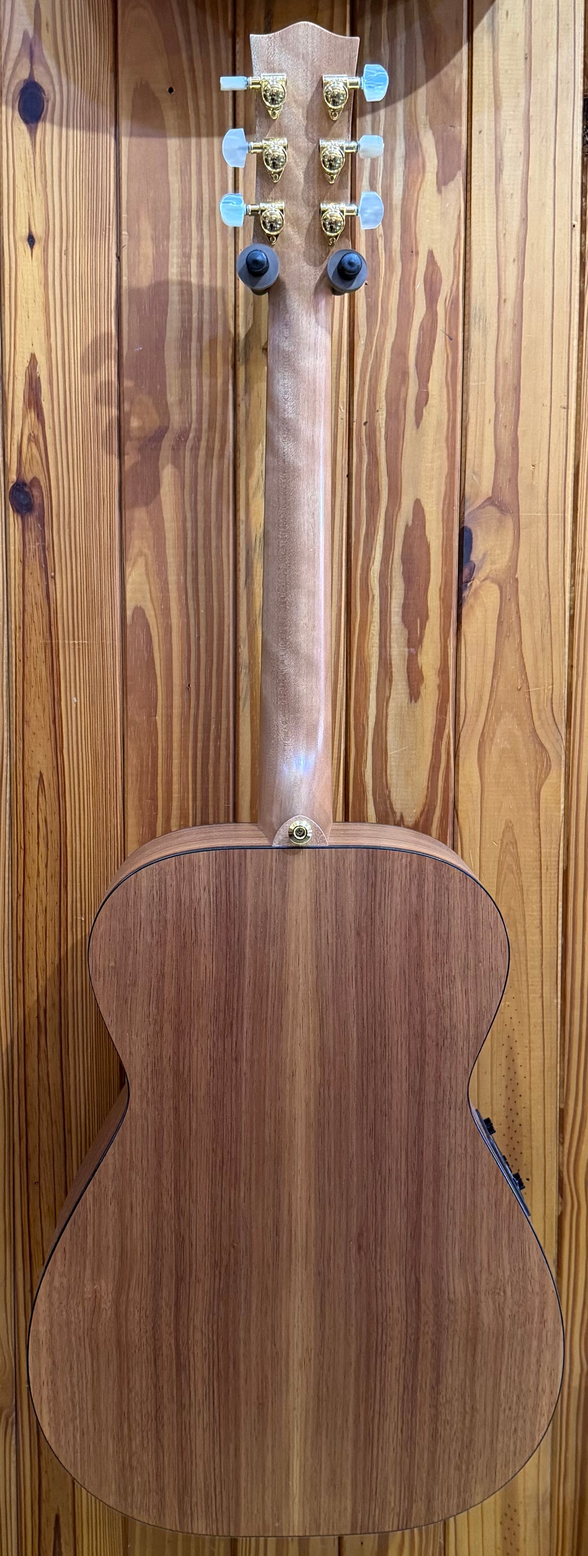 Maton EBW808 Blackwood Acoustic Guitar - Pre-Loved