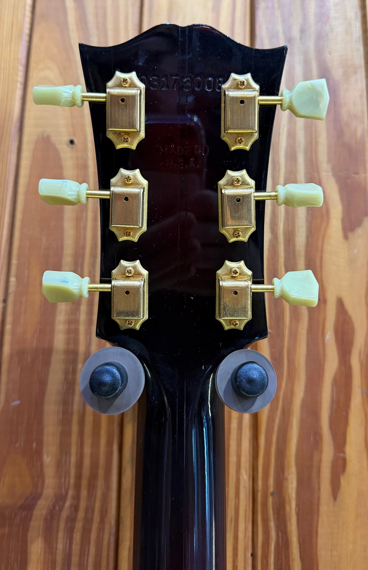 Gibson J-100 Xtra Jumbo Acoustic Guitar - Black Cherry - Pre-Loved