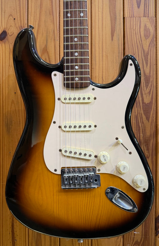 Squier Affinity Series Stratocaster - 2-Colour Sunburst - Pre-Loved