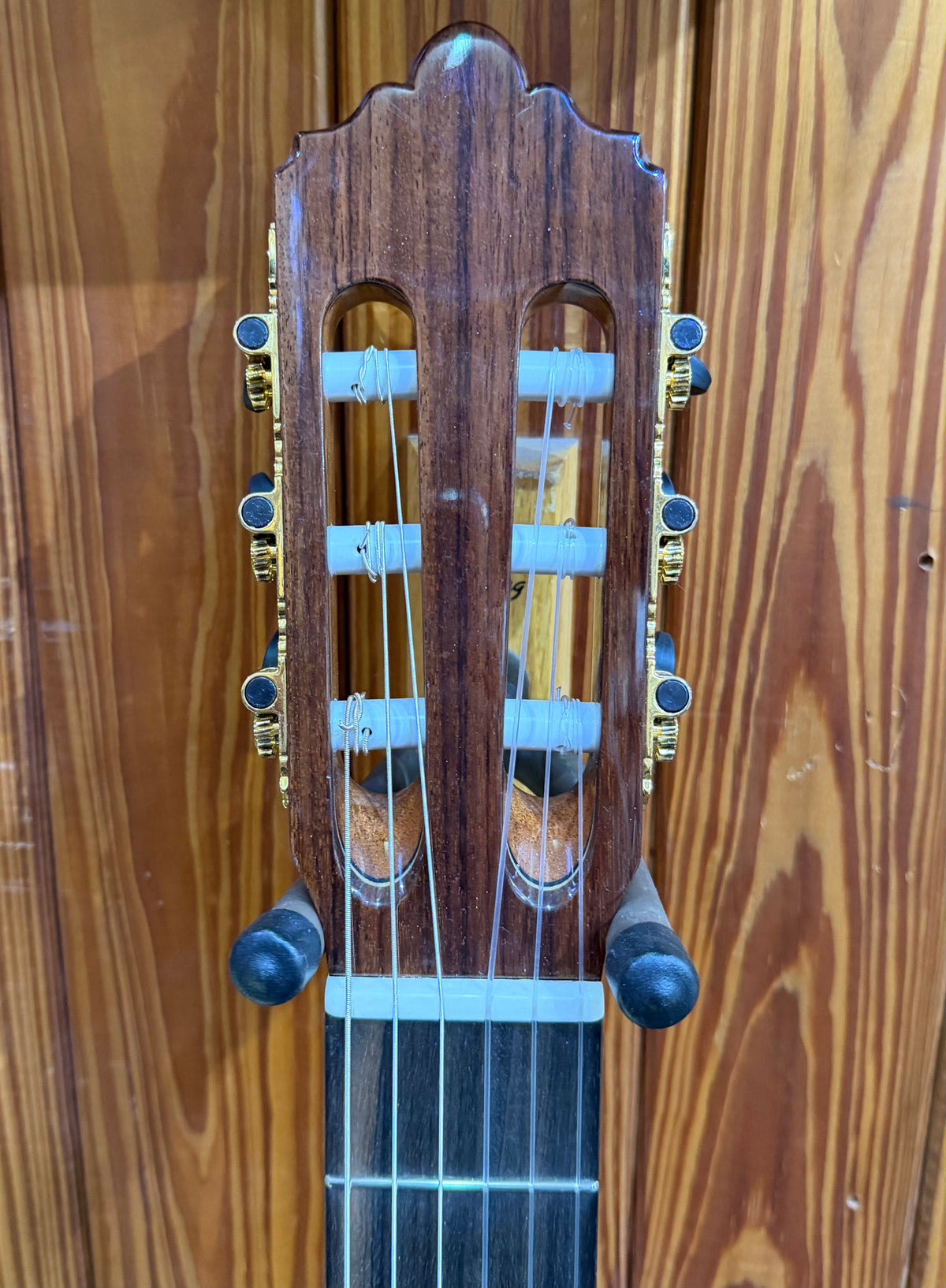 Altamira N600 All Solid Cedar & Rosewood Classical Guitar - Pre-Loved