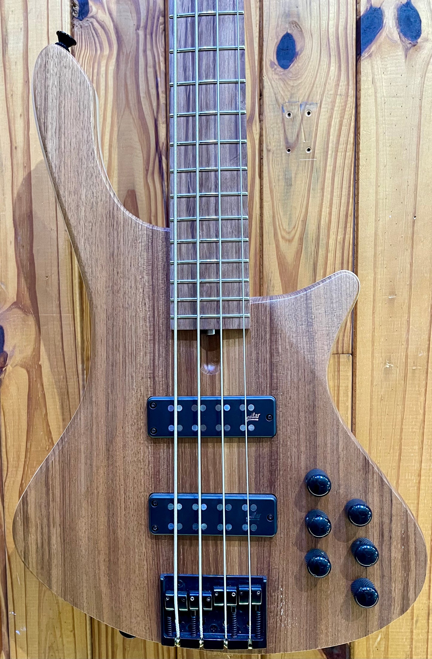 Cole Clark LLB4-BL Long Lady 4-String Bass Bunya/Blackwood