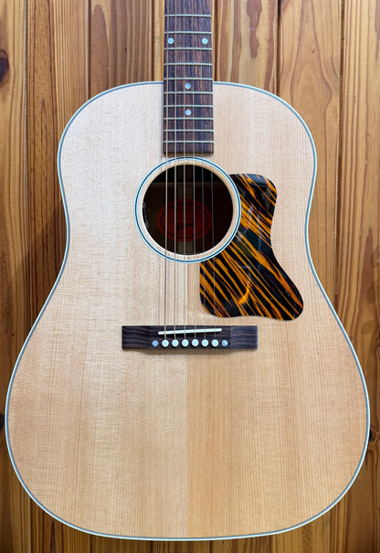 Gibson J-35 Acoustic Guitar - Pre-Loved
