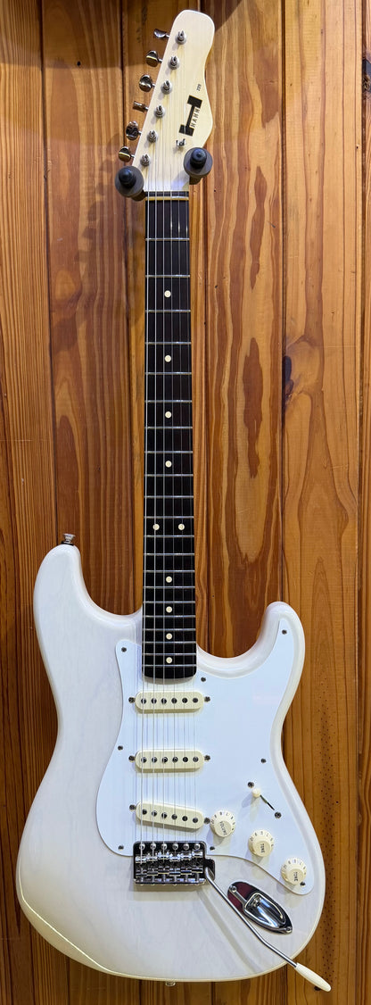 Chihoe Hahn 2010 S-Style 229 Handmade Electric Guitar - Pre-Loved