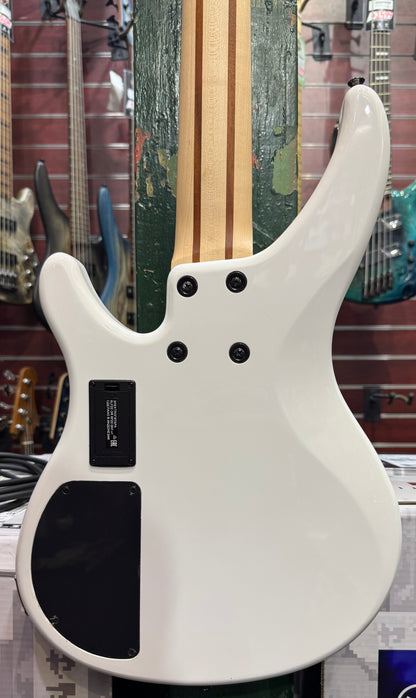 Yamaha TRBX305 5 String White Bass - Pre-Loved