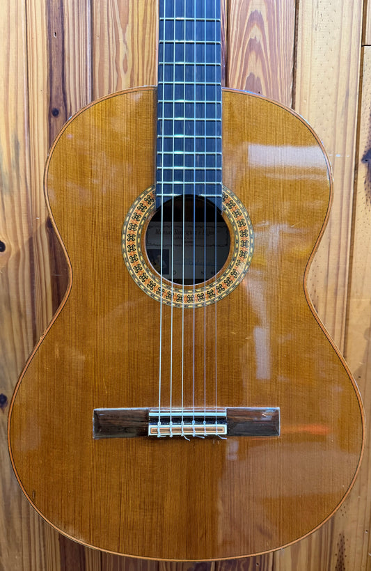 Manuel Rodríguez Hijos Model D Classical Guitar - Pre-Loved