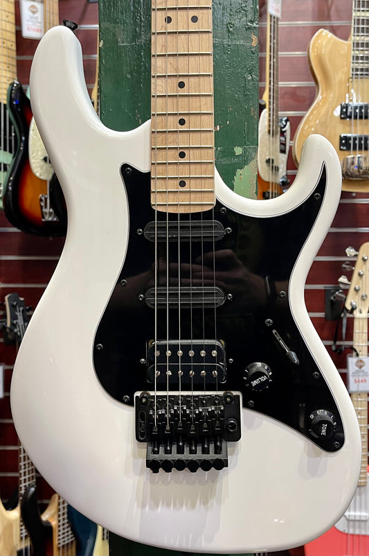 Cort G250FR Spectrum Series - White - Pre-Loved