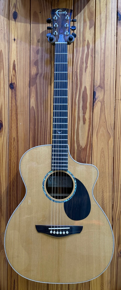 Faith Legacy Earth - Cutaway Electro Acoustic Guitar - Khaya Mahogany - Pre-Loved