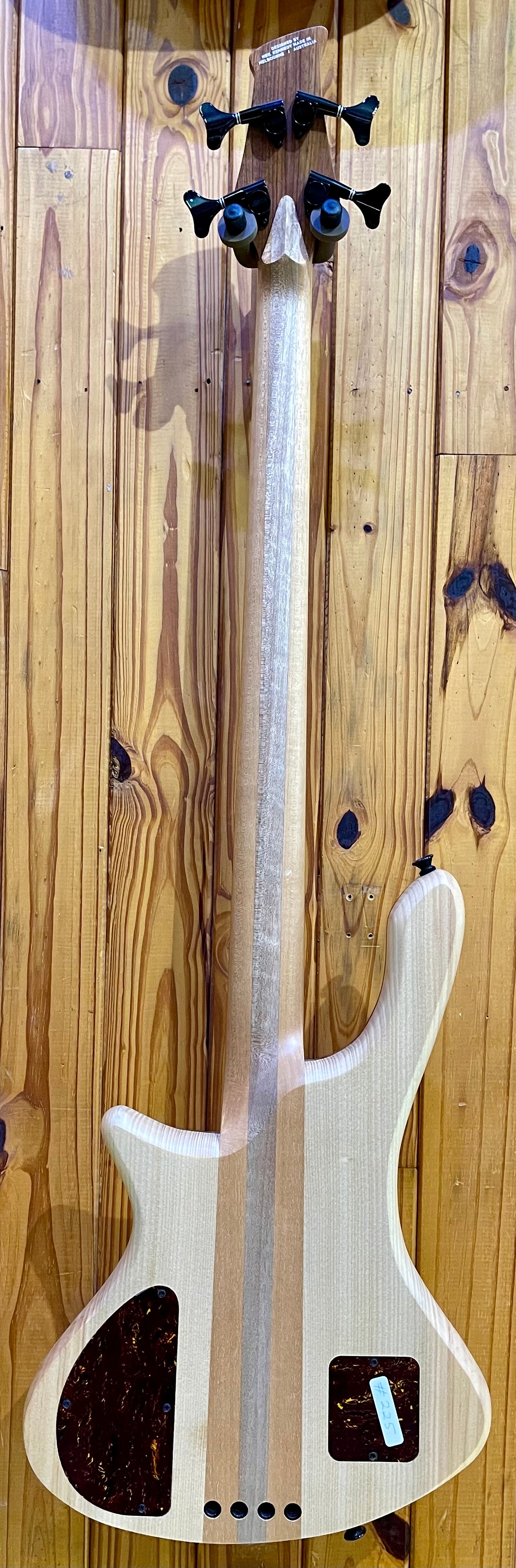 Cole Clark LLB4-BL Long Lady 4-String Bass Bunya/Blackwood