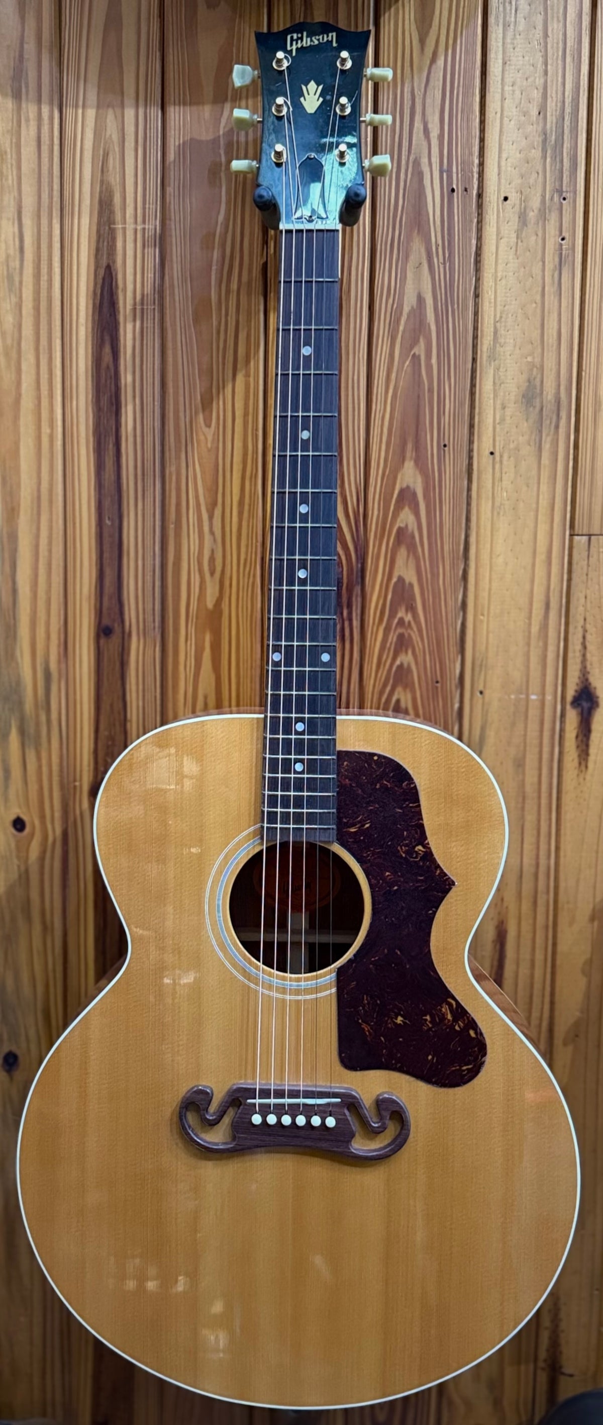 Gibson J-100 Jumbo Xtra Acoustic Guitar - Natural - Pre-Loved