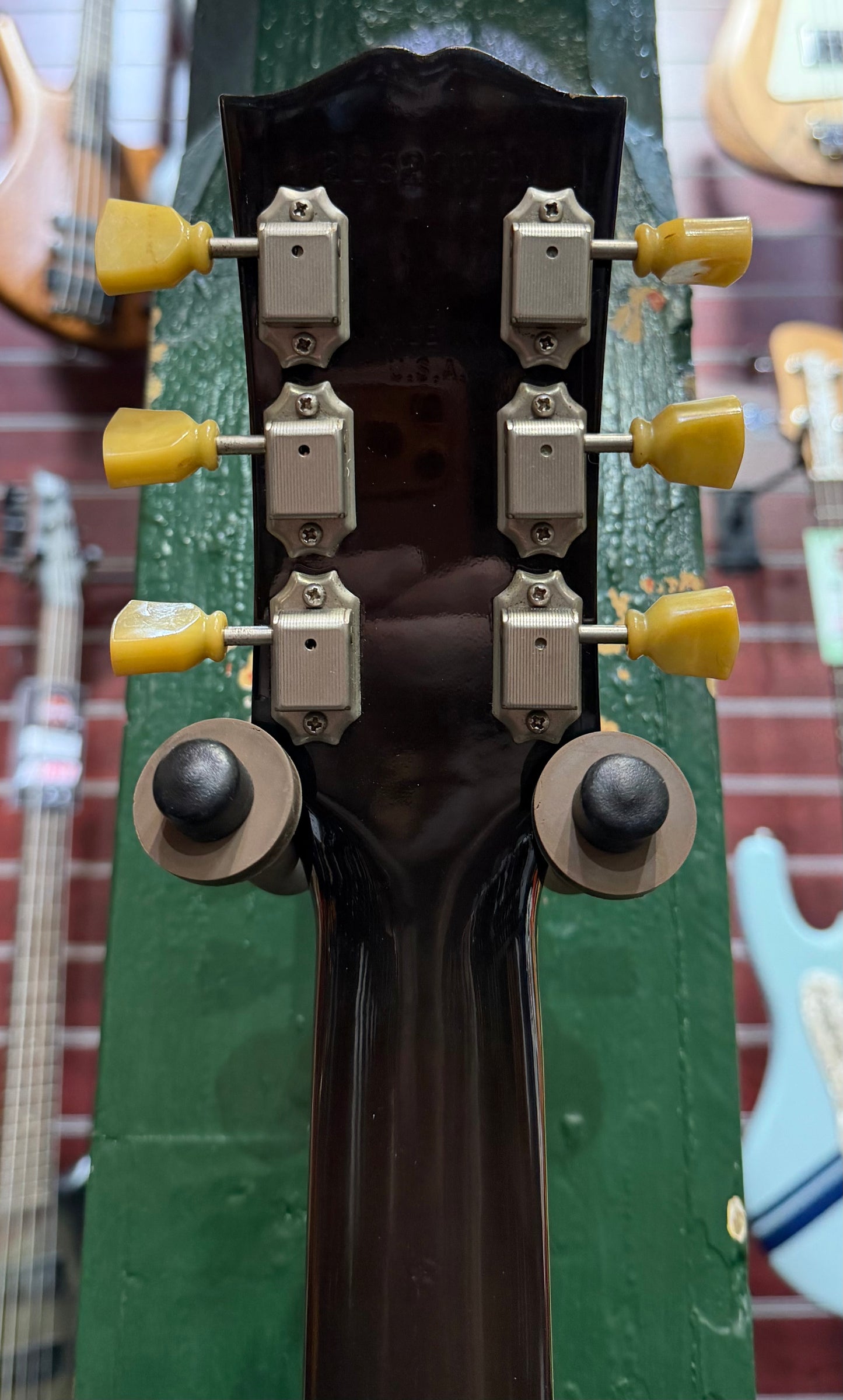 Gibson J-185 Original Acoustic Guitar - Vintage Sunburst - Pre-Loved