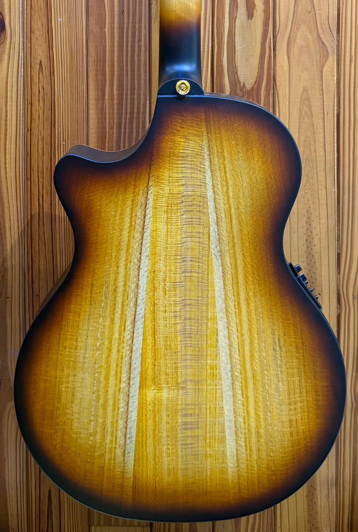 Cole Clark TL2EC-SSO Thinline Angel - Silky Oak - Sunburst