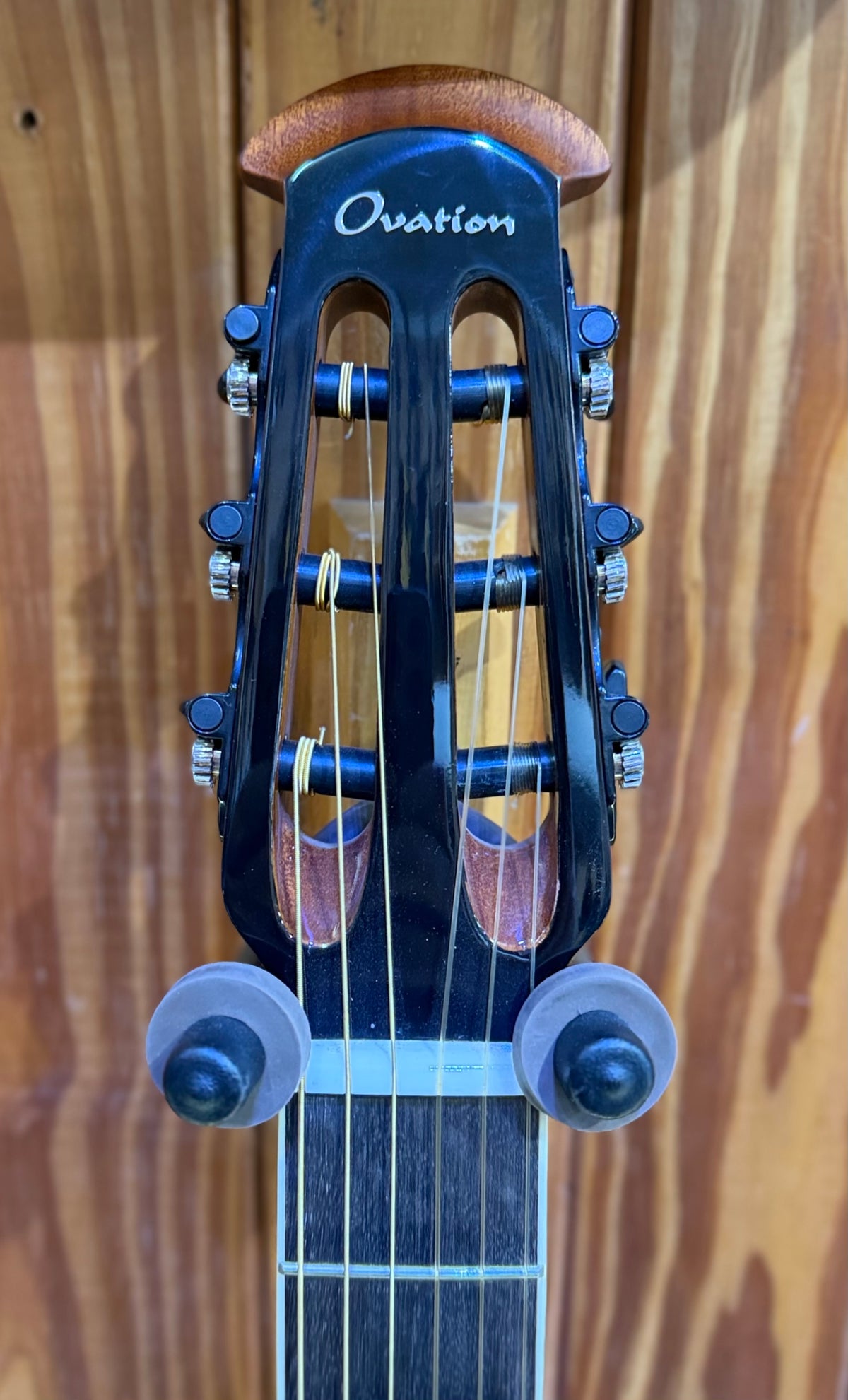 Ovation CE44C-4A-G Celebration Elite Classic Nylon - Pre-Loved