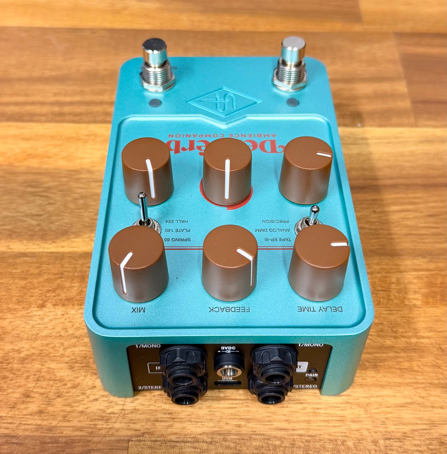 Universal Audio UAFX DEL-Verb Delay Reverb Ambience Effects Pedal - Pre-Loved