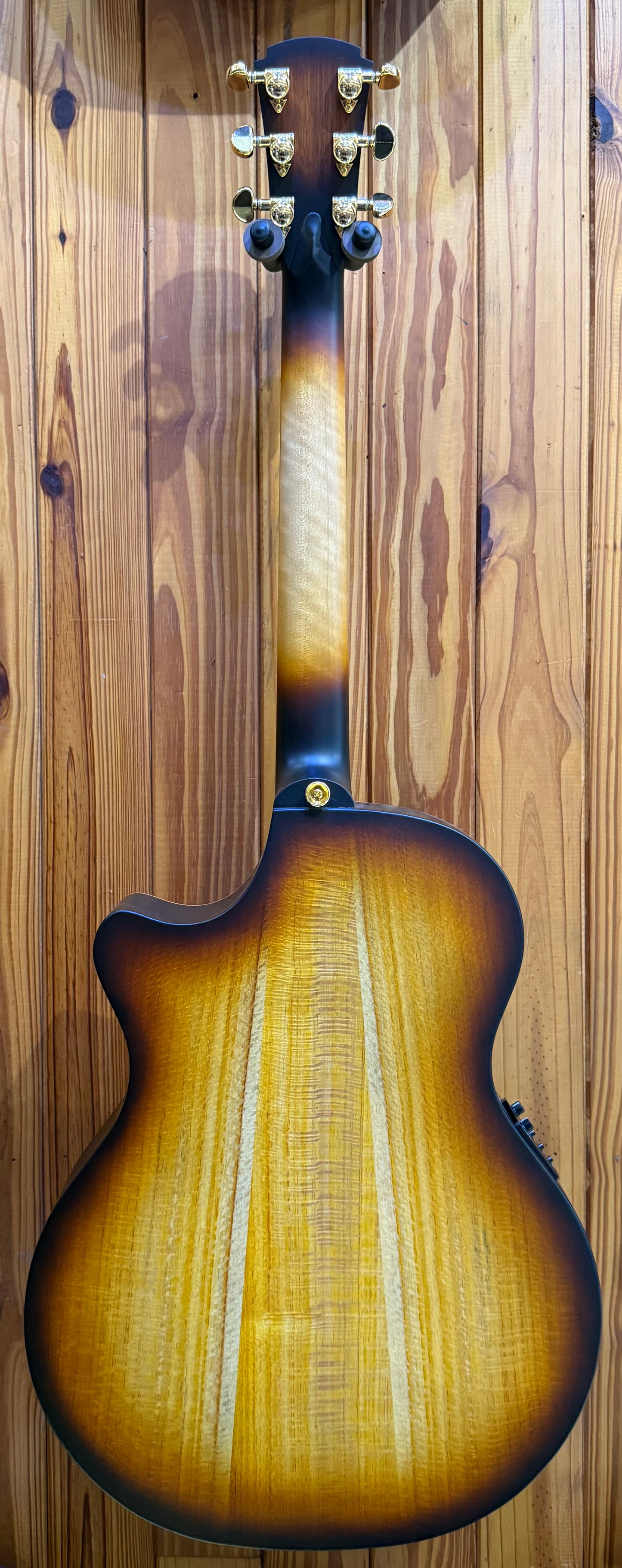 Cole Clark TL2EC-SSO Thinline Angel - Silky Oak - Sunburst