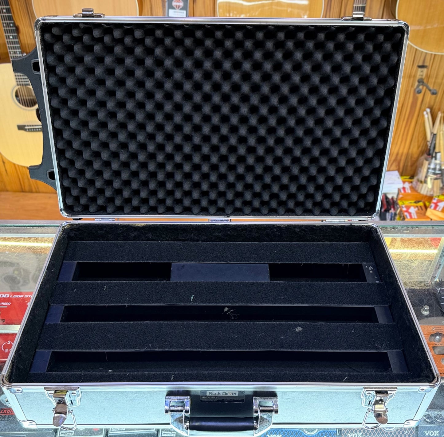 Joyo Rock Drive Pedal Case w/ Trolley Wheels & Telescopic Handle - Pre-Loved