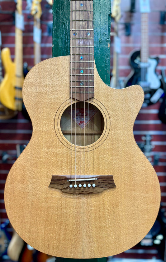 Cole Clark TL2EC-SSO Thinline Angel - Silky Oak