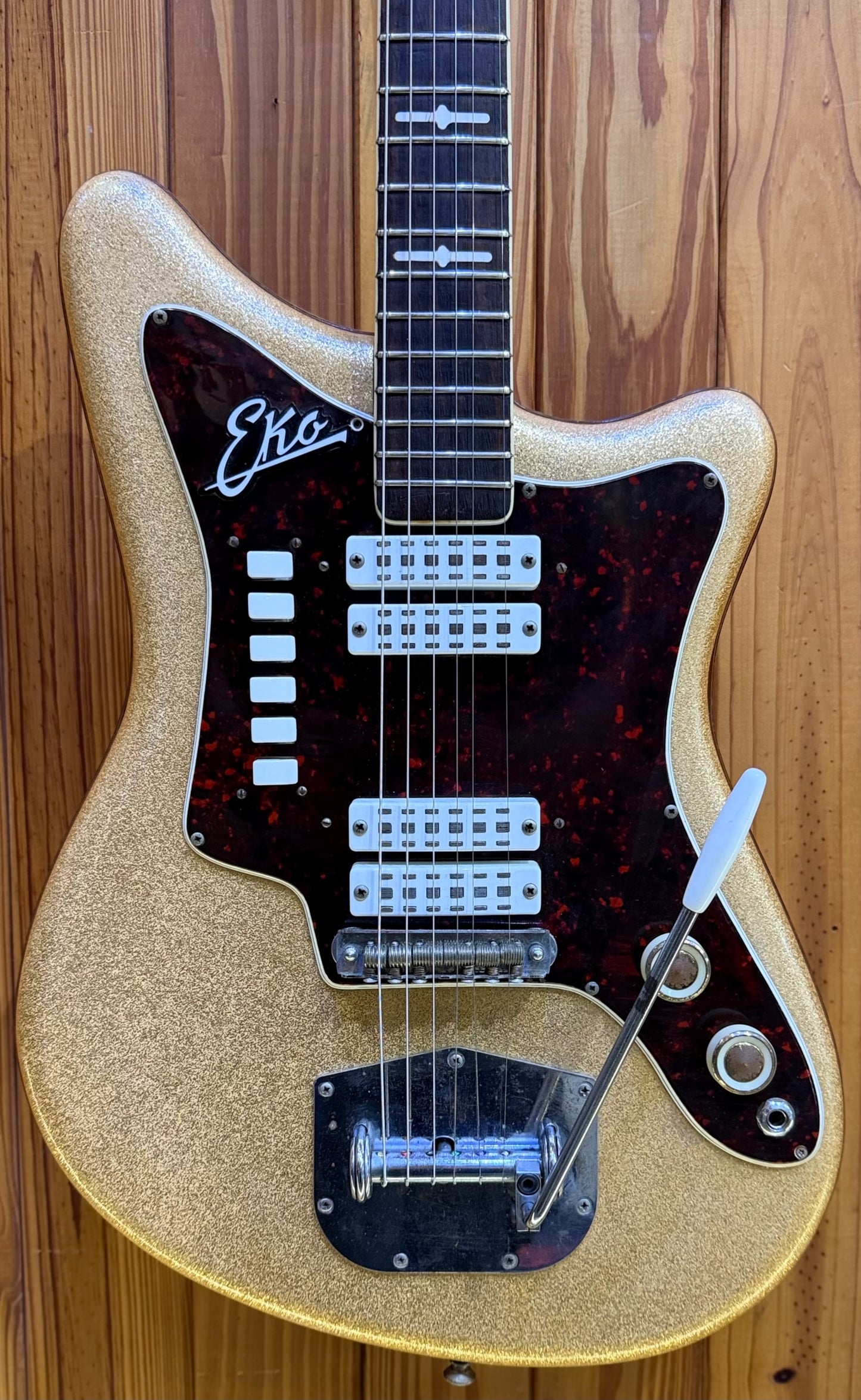 Eko 500 V4 Circa 1962 Made in Italy Electric Guitar - Gold Sparkle - Pre-Loved