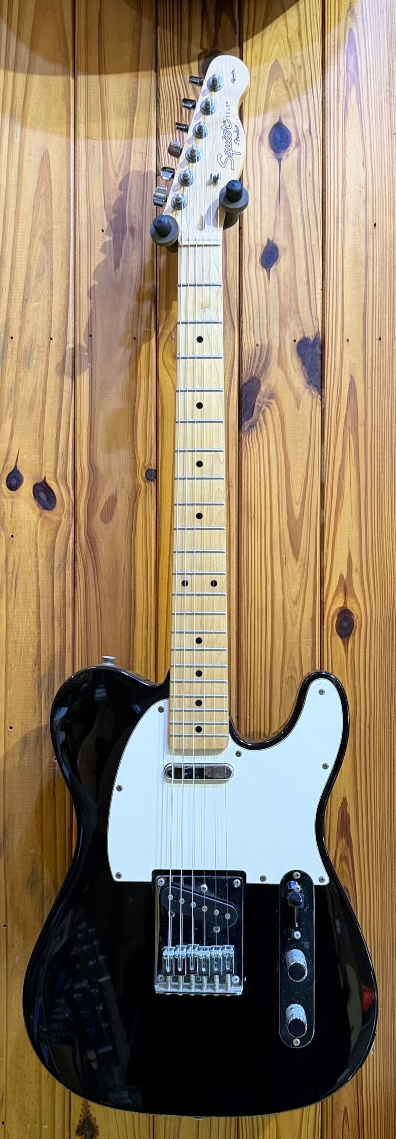 Squier Affinity Telecaster Electric Guitar - Black - Pre-Loved