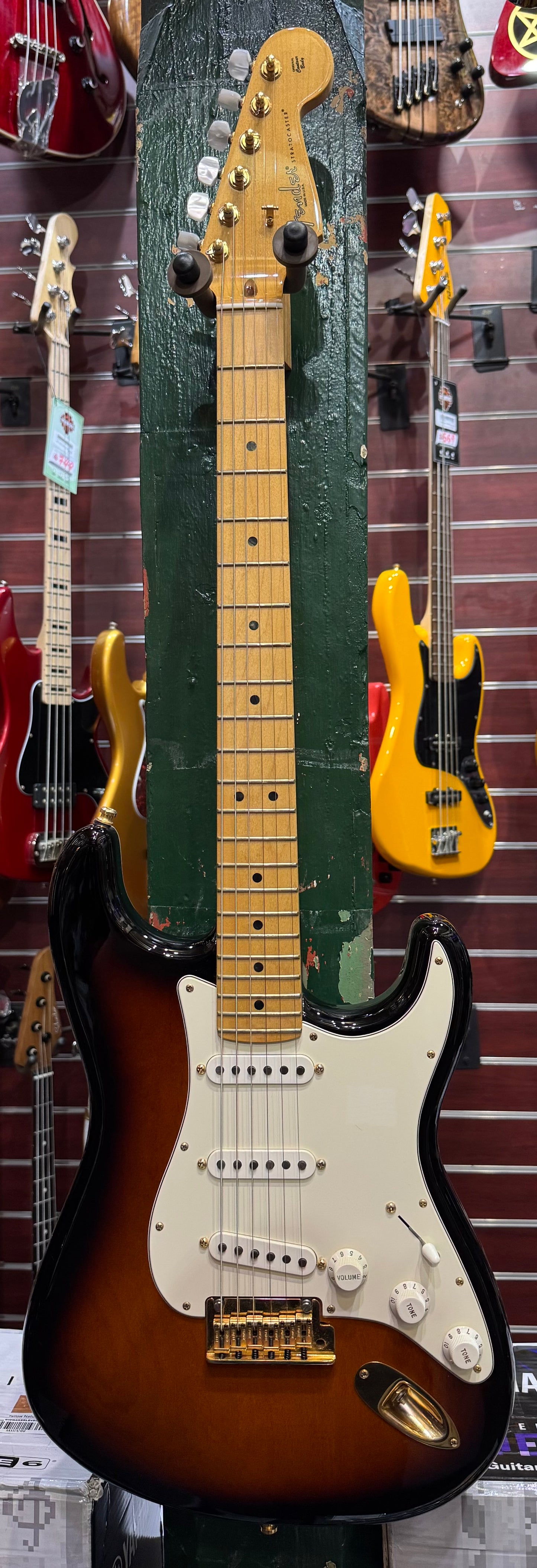 Fender Limited Edition 60th Anniversary 1954 Stratocaster - Pre-Loved