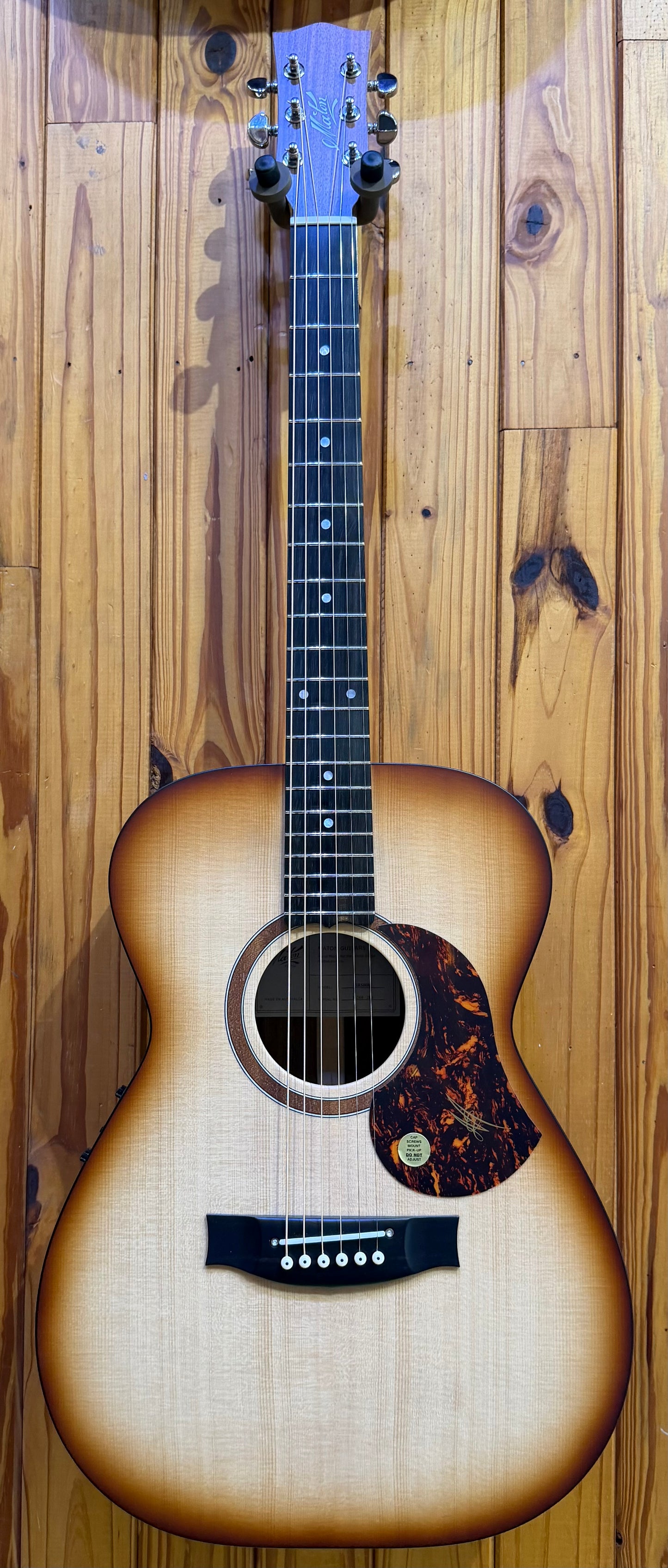 Maton SRS808 Limited Edition Acoustic Guitar - Halo Burst