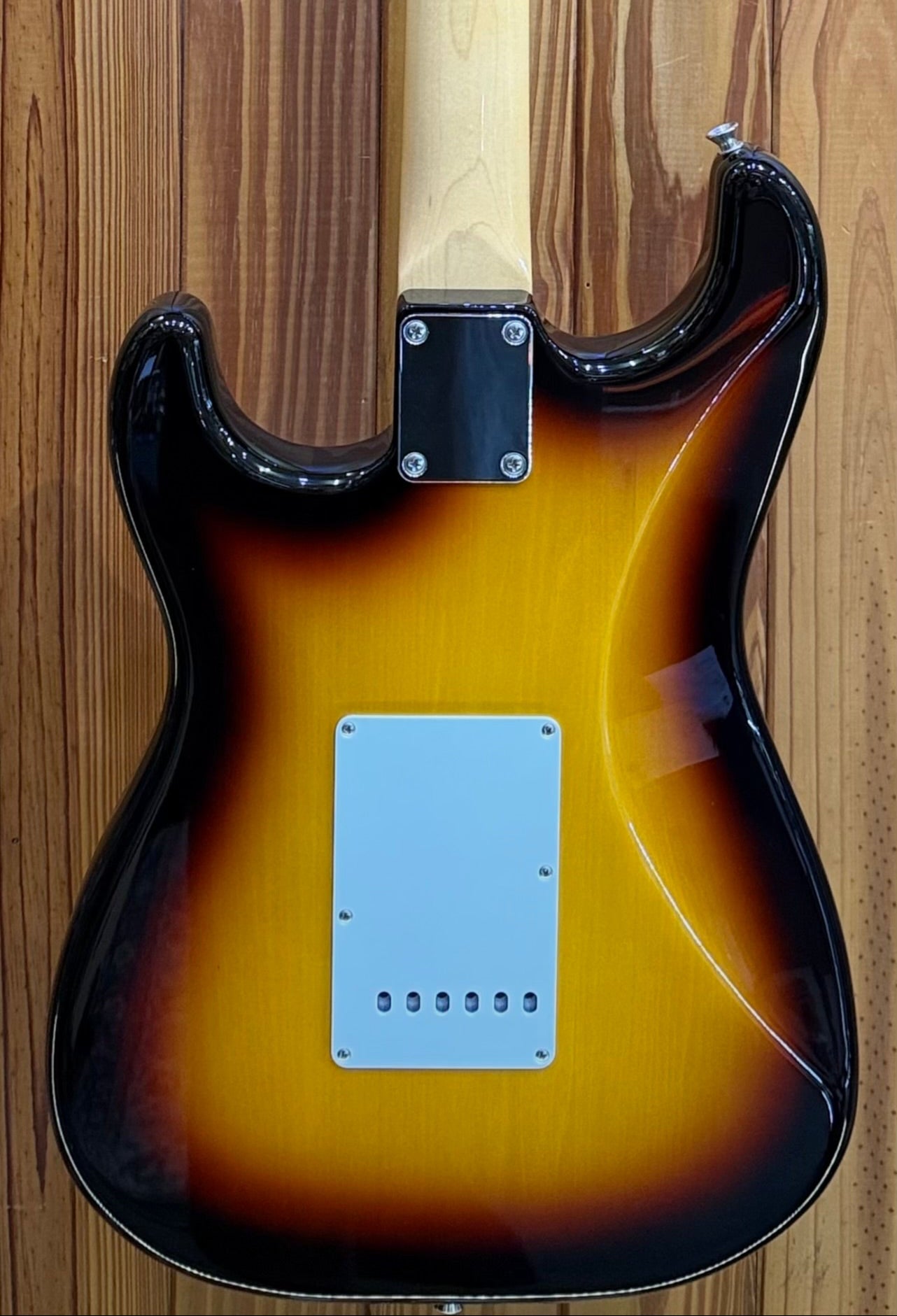 Fender Made in Japan Traditional '60s Stratocaster- 3 Tone Sunburst - Pre-Loved