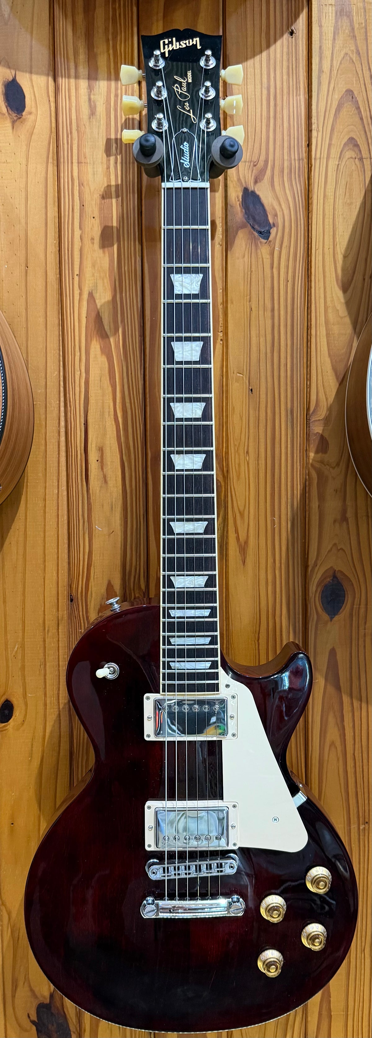 Gibson Les Paul Studio - Wine Red - Pre-Loved