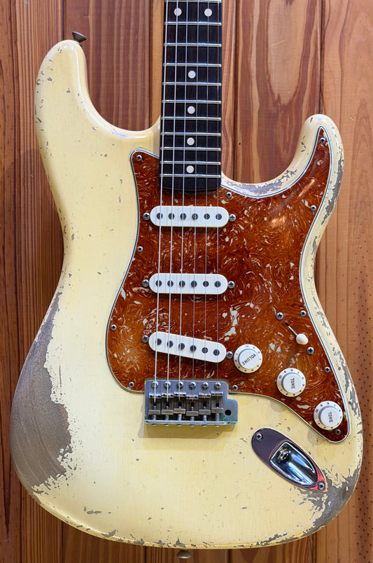1960 Fender Custom Shop Stratocaster Masterbuilt “Dale Wilson”  Aged White Relic
