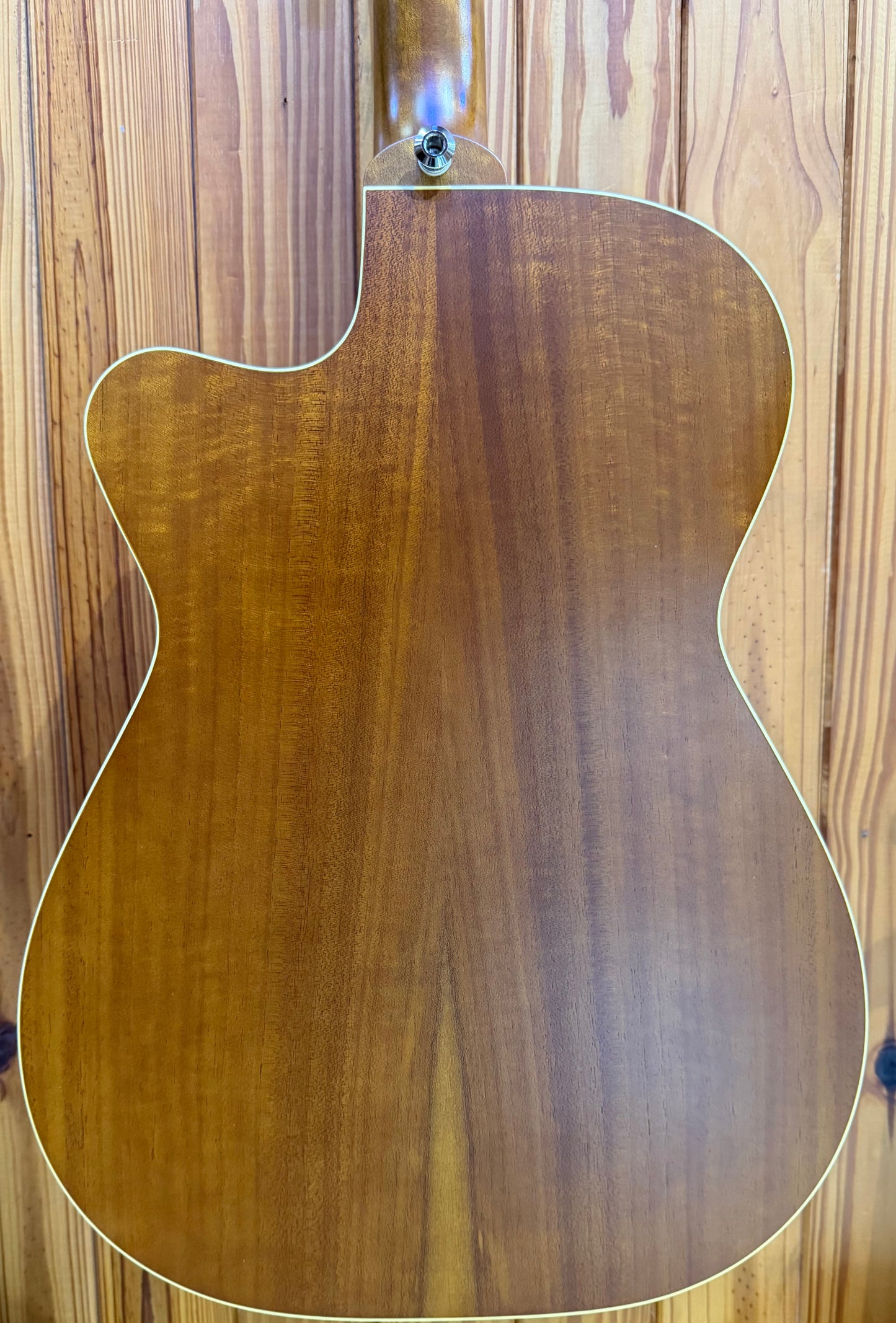 Maton EBG808C-TE Tommy Emmanuel Signature Acoustic Guitar - Pre-Loved