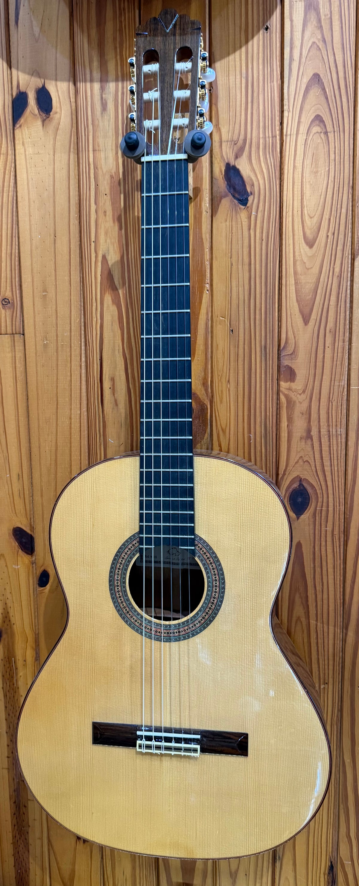 Altamira N400 Classical Guitar Spruce Top - Pre-Loved