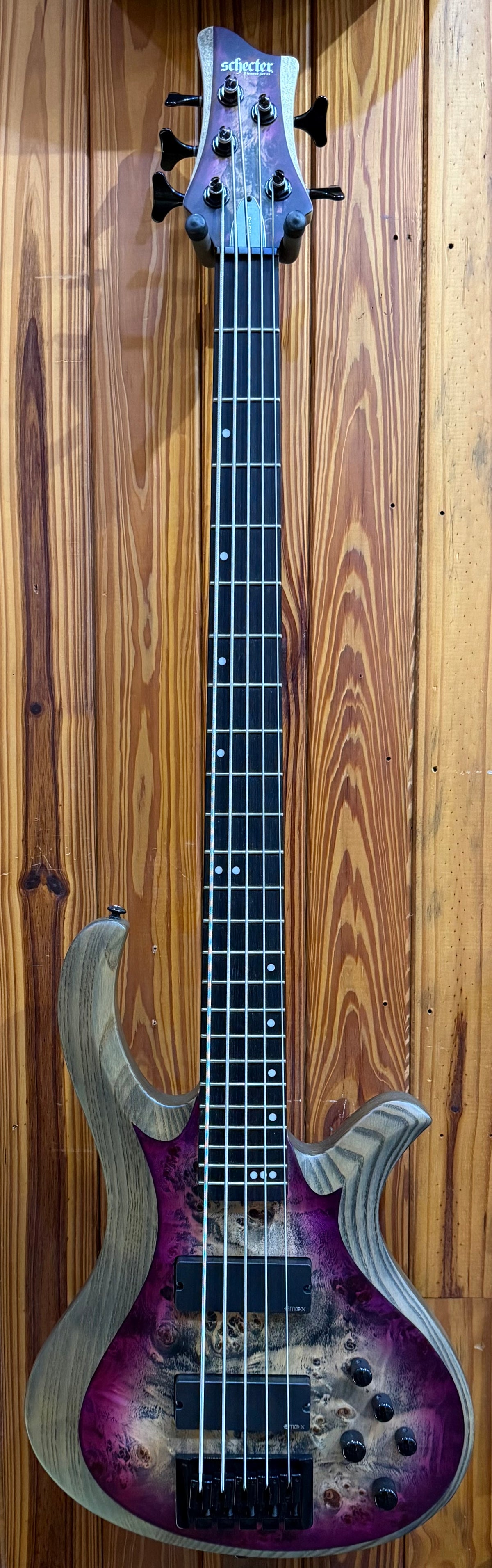 Schecter Riot-5  5-String Electric Bass w/Hardcase - Pre-Loved