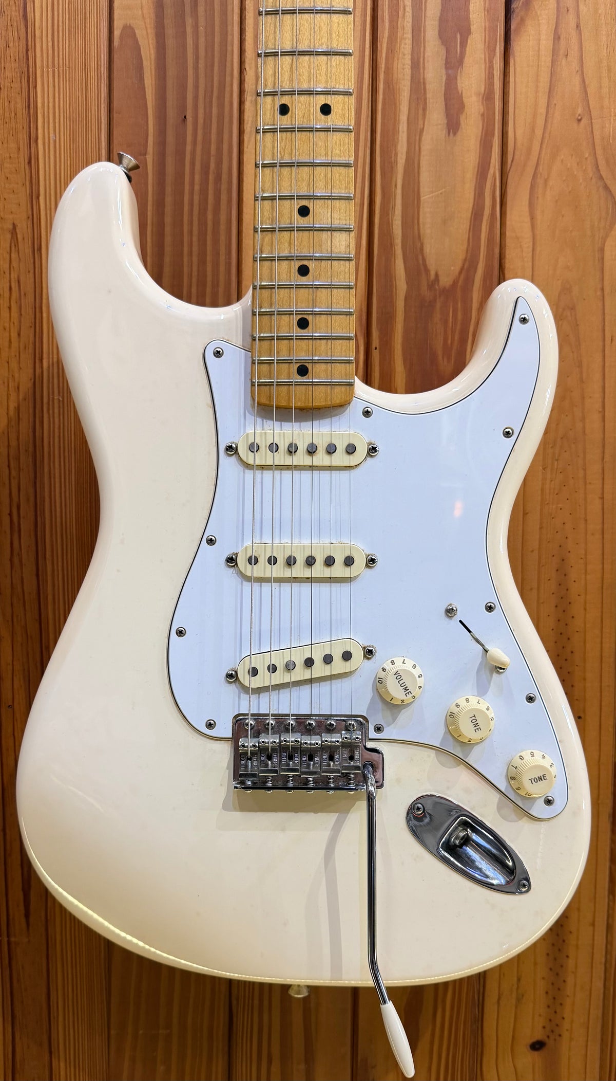 Fender Jimi Hendrix Stratocaster - Maple Fingerboard - Olympic White - Pre-Loved