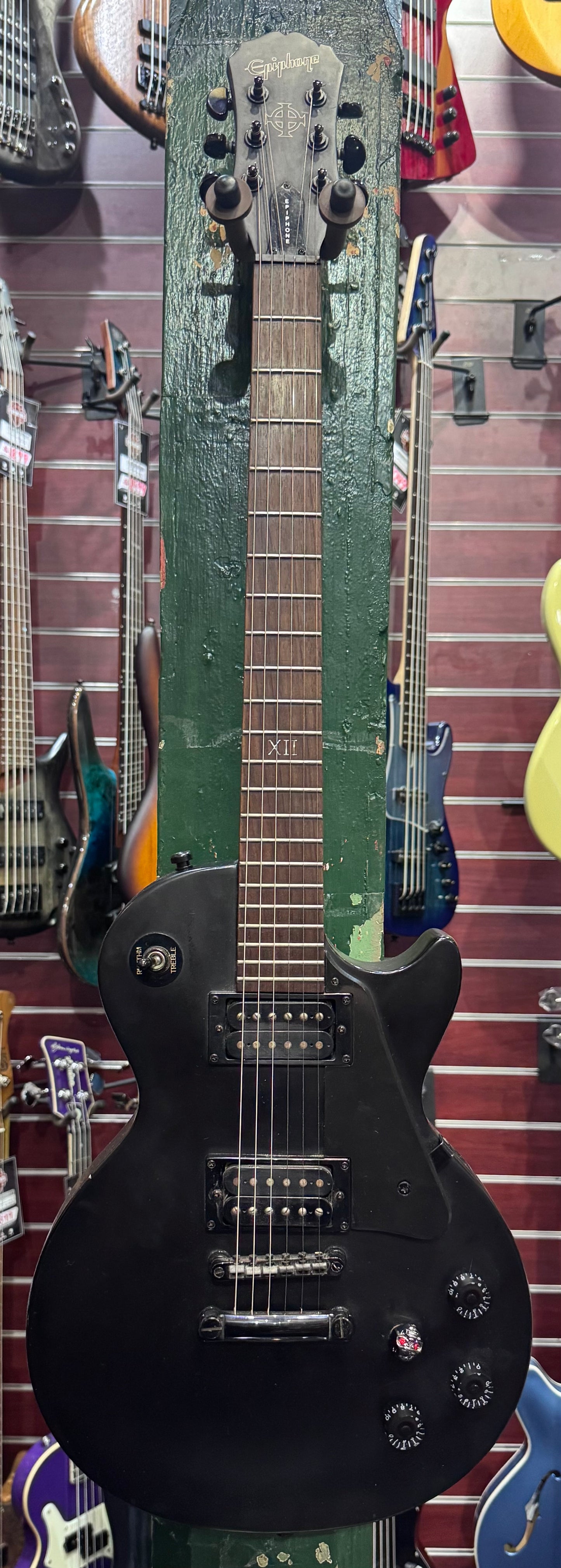 Epiphone Les Paul Gothic Studio - Pitch Back - Pre-Loved