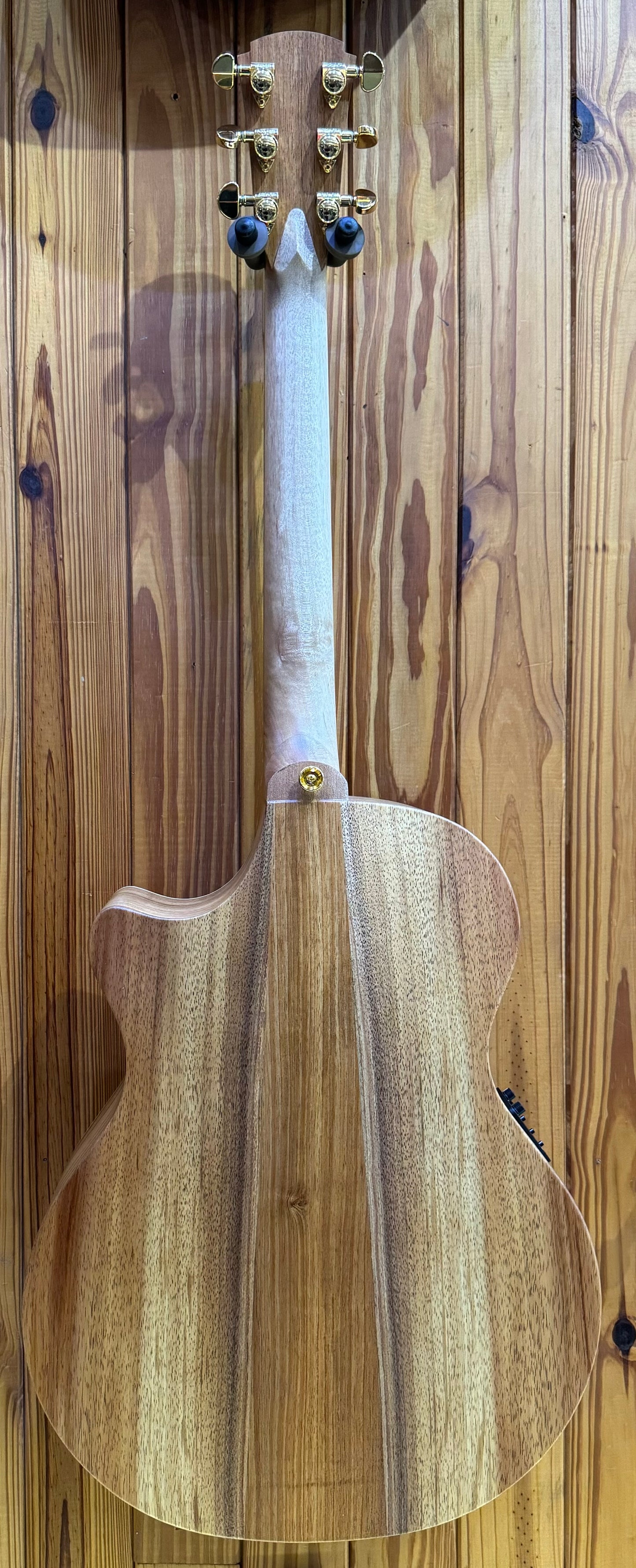 Cole Clark Ltd Edition 'Jamieson' Angel AN2EC - Redwood Top Blackwood Back and Sides