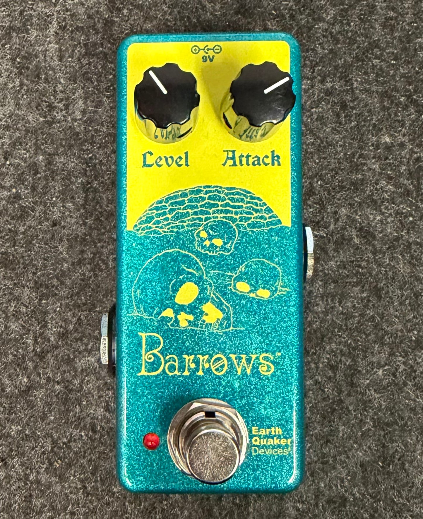 Earthquaker Devices Barrows Limited 'Australian' Edition Fuzz Attacker Pedal