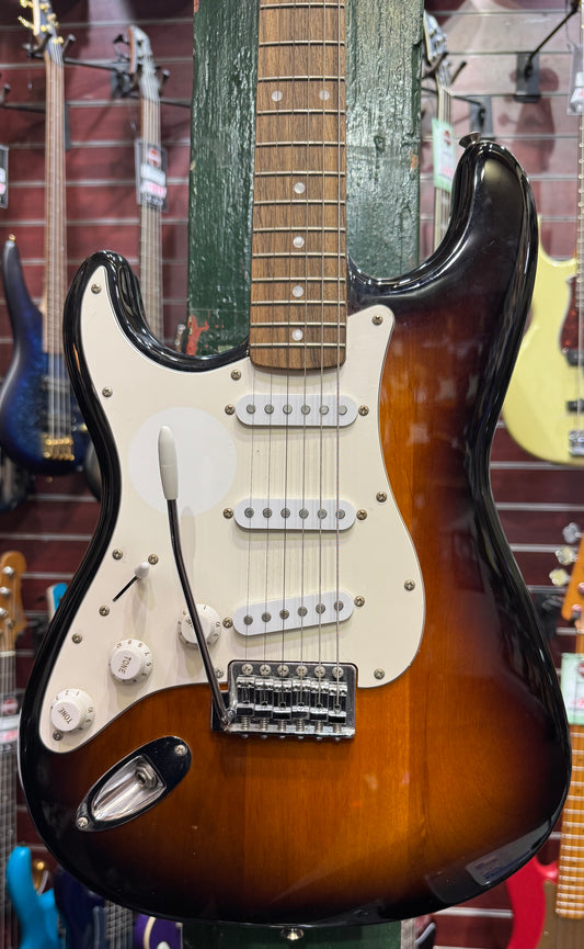 Squier Affinity Series Stratocaster - 3-Colour Sunburst - Left Handed - Pre-Loved