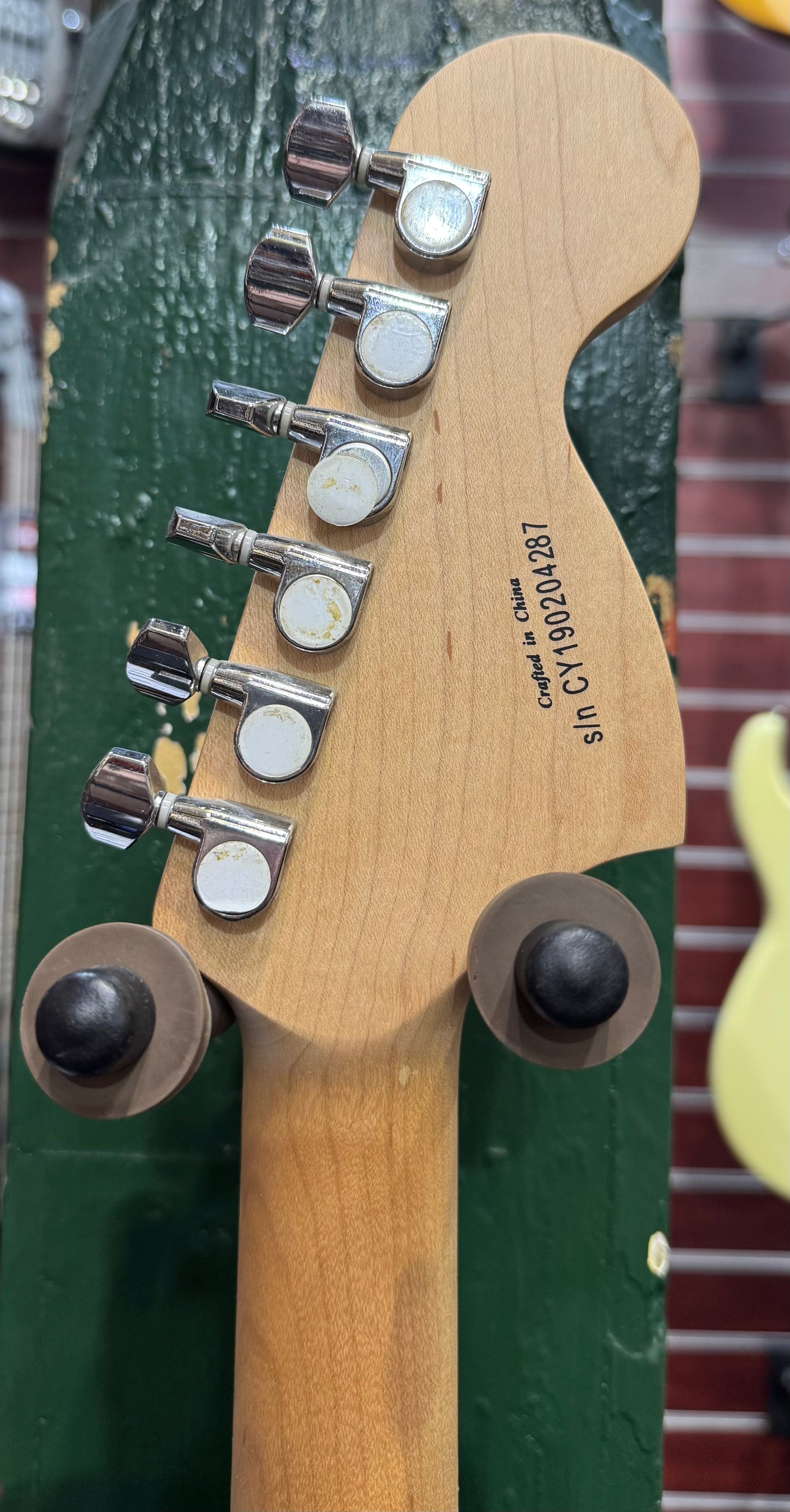 Squier Affinity Series Stratocaster - 3-Colour Sunburst - Left Handed - Pre-Loved
