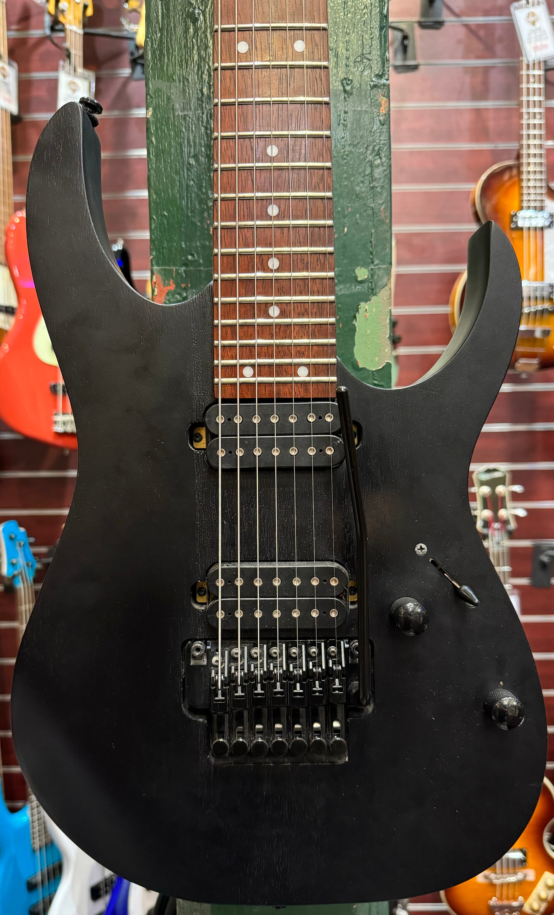 Ibanez RG7420Z 7 String Black Pre Loved Guitar Bros