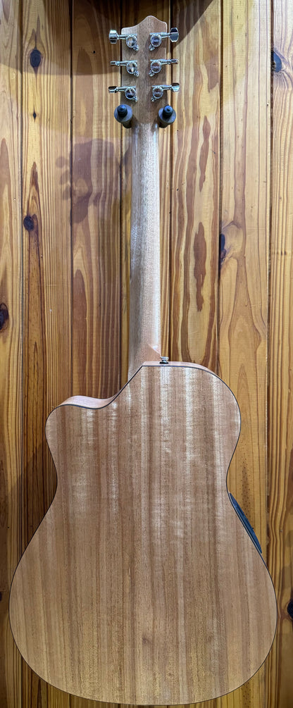 Pratley PROM-SCE-MB OM Classic Series - Bunya/Maple w/ Pickup & Case