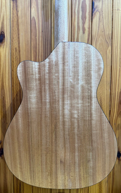 Pratley PROM-SCE-MB OM Classic Series - Bunya/Maple w/ Pickup & Case