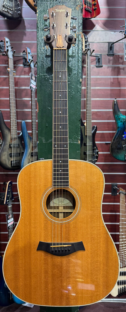 Taylor DN4 Dreadnought Acoustic - Pre-Loved