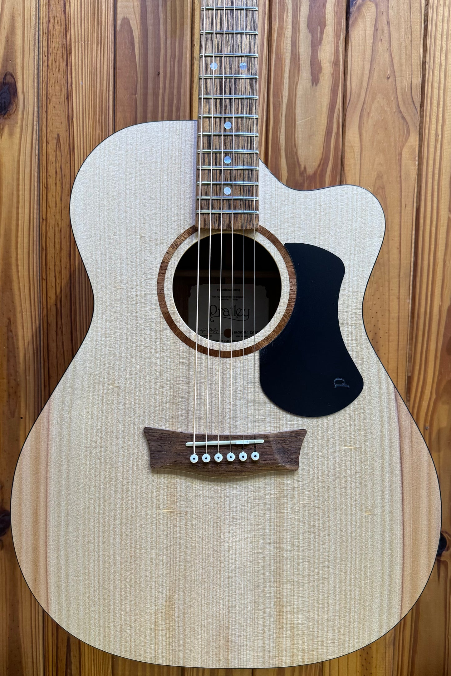 Pratley PROM-SCE-MB OM Classic Series - Bunya/Maple w/ Pickup & Case