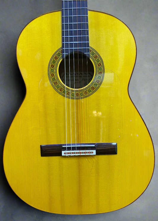 Graciliano Perez Flamenco Guitar 2015 SP/CY w/Case