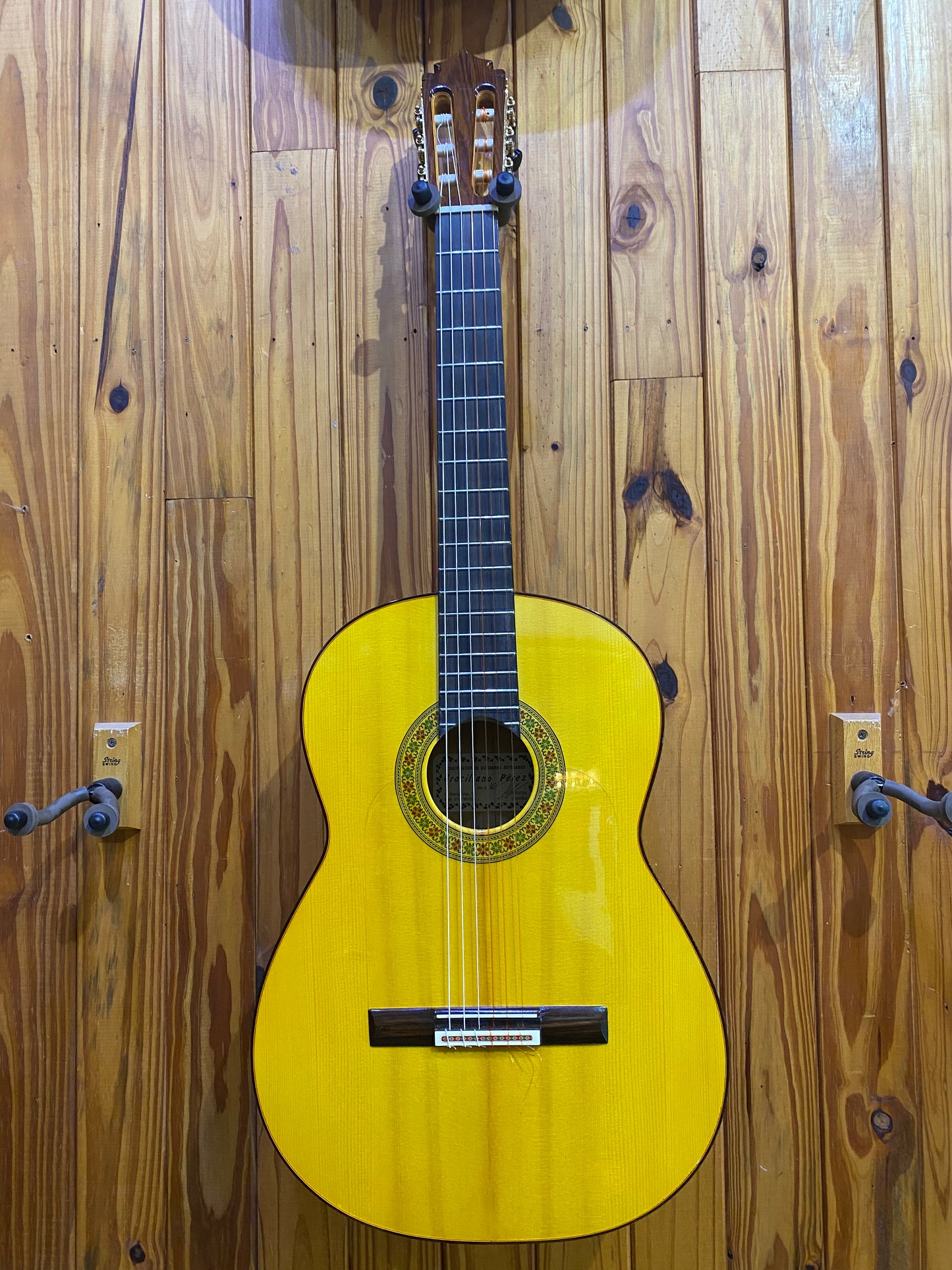 Graciliano Perez Flamenco Guitar 2015 SP/CY w/Case